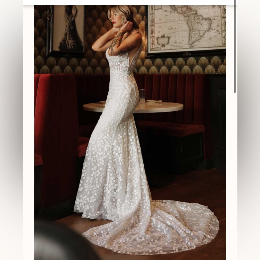 NWOT All Who Wander “Cece” Gown